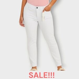 Style & Co, Power Sculpt, High Rise Jeans, For Curves, White, Size 12, NWT
